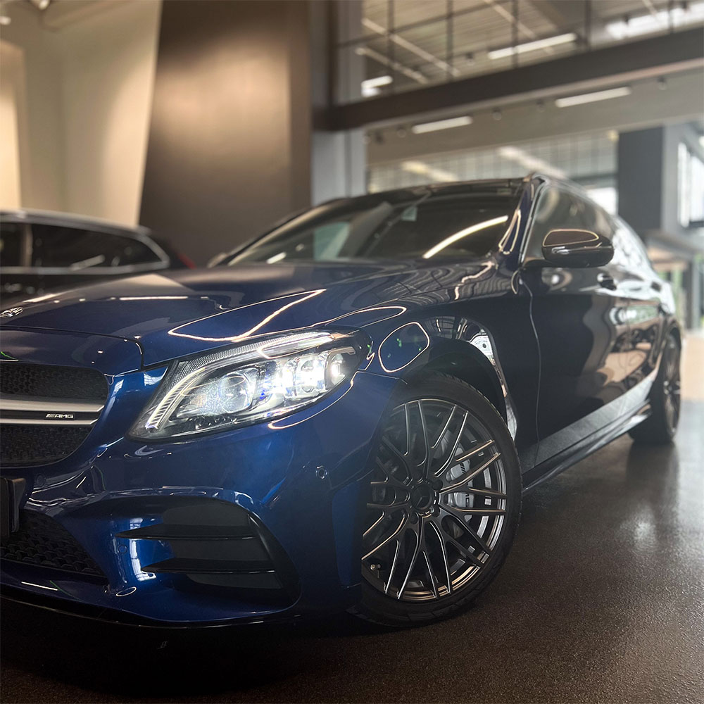 Mercedes-Benz C43 AMG